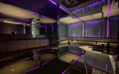 CRUSH/クラッシュの店内1