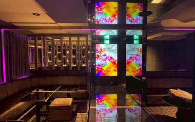 CRUSH/クラッシュの店内2